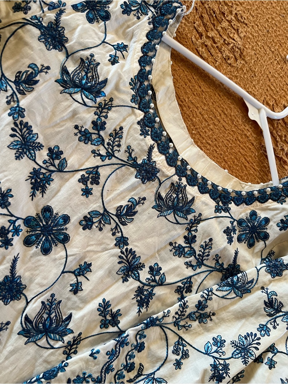 Elegant Blue & White Floral Maxi Dress with Sheer Dupatta brand Faiza saqlain - Picture 12 of 17